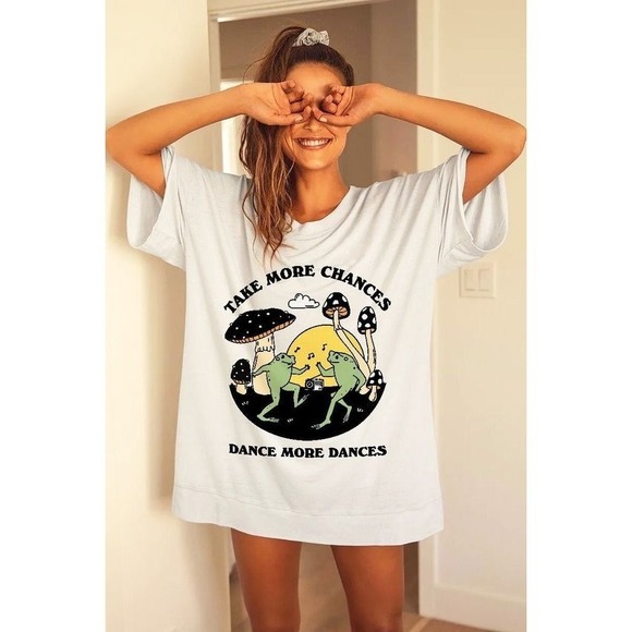 Dancing Frogs Tshirt, Positive Quote Froggy Unisex T-shirt - Picture 1 of 4